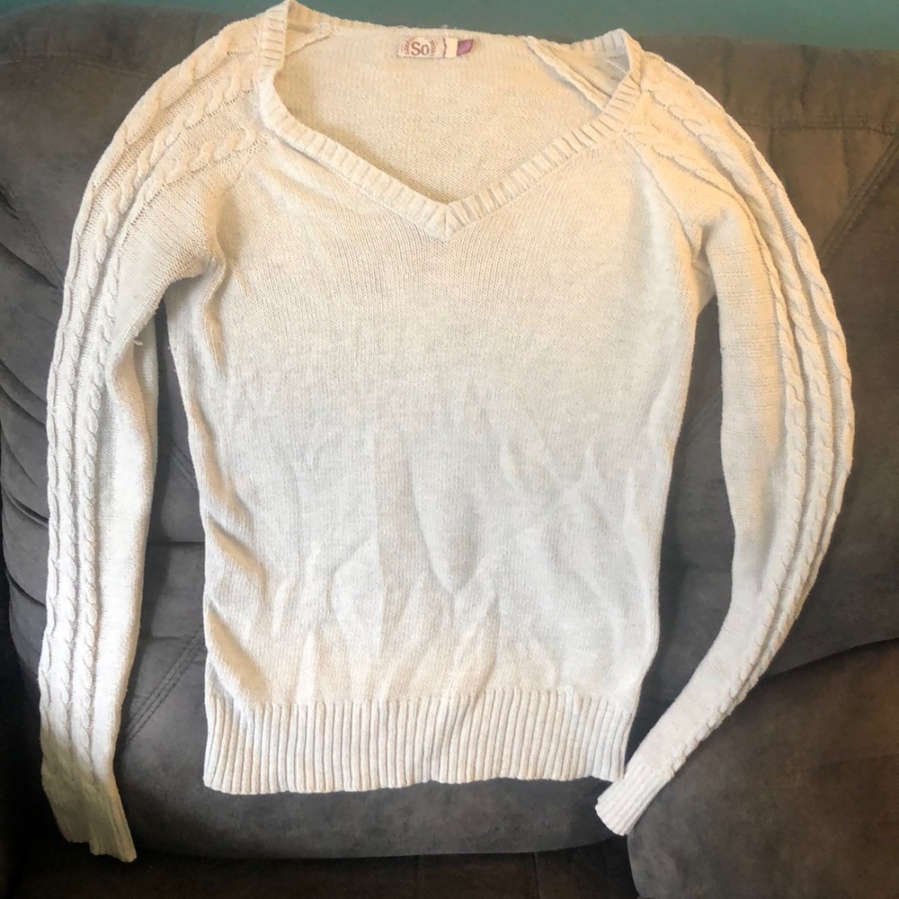 Light gray sweater